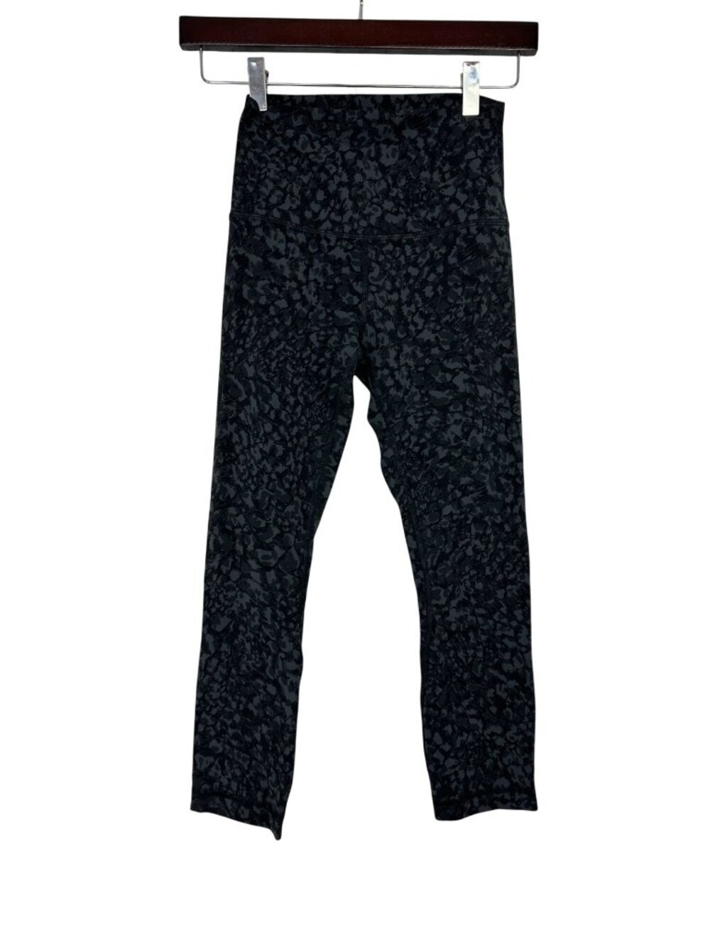 Lululemon align wild thing camo deep coal multi size 4
